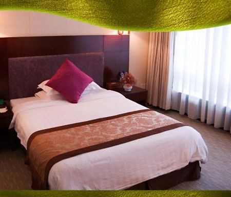 Hotel Mid East Haridaspur Εξωτερικό φωτογραφία
